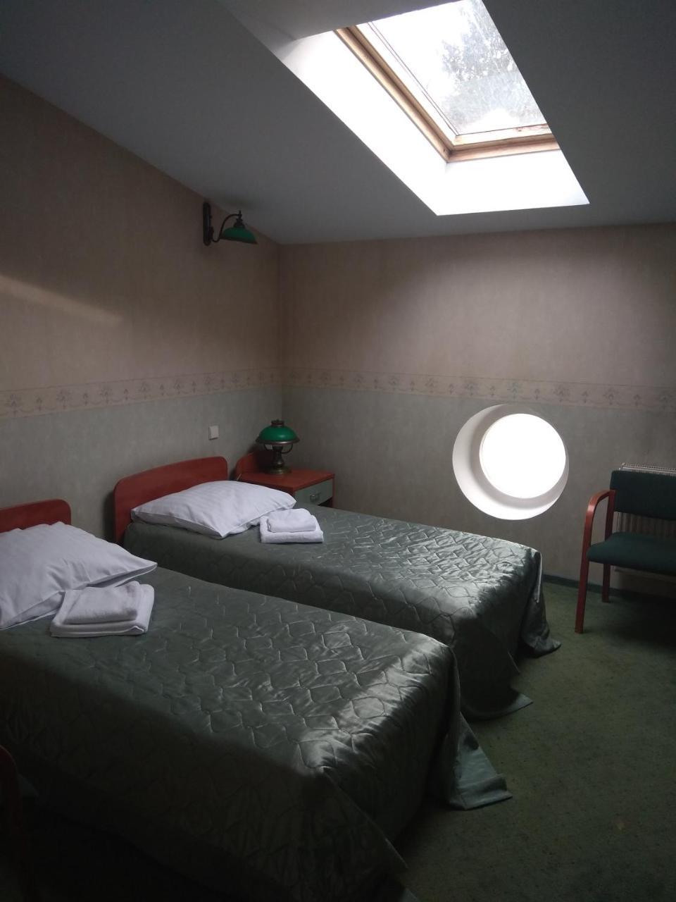 Roskosz Zespol Dworsko Parkowy Bed and Breakfast Biała Podlaska Buitenkant foto
