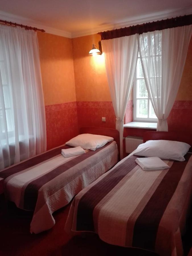 Roskosz Zespol Dworsko Parkowy Bed and Breakfast Biała Podlaska Buitenkant foto